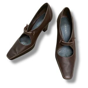 Brown y2k leather Mary Jane heels